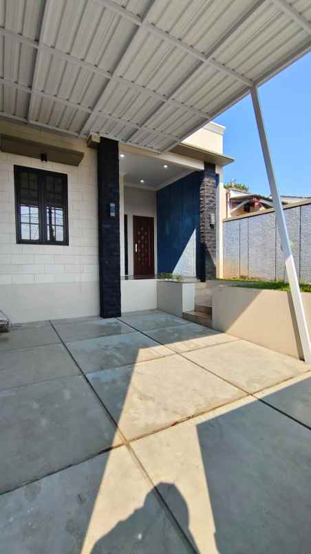 dijual rumah pakintelan