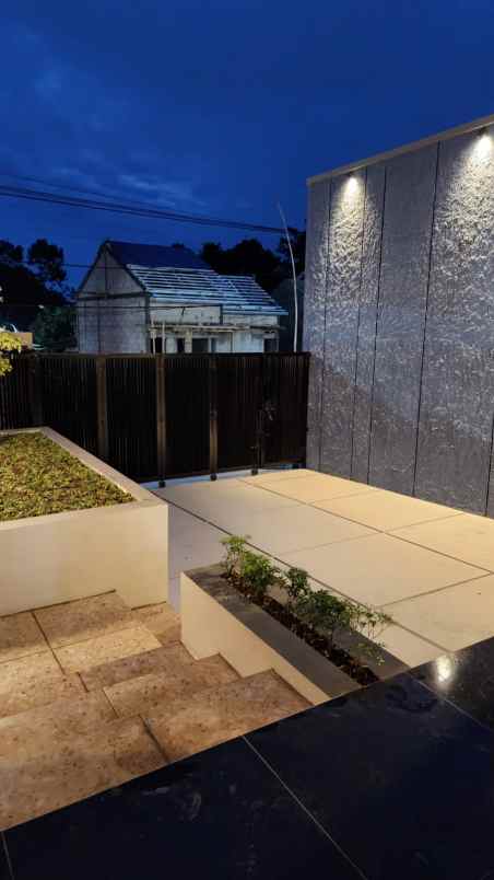 dijual rumah pakintelan