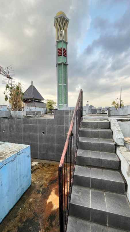 dijual rumah pakis