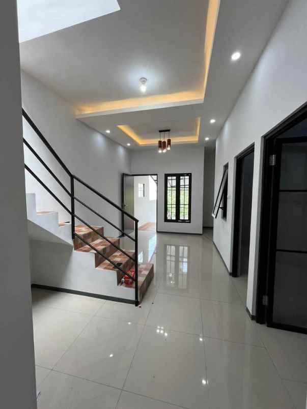 dijual rumah pandanlandung wagir malang