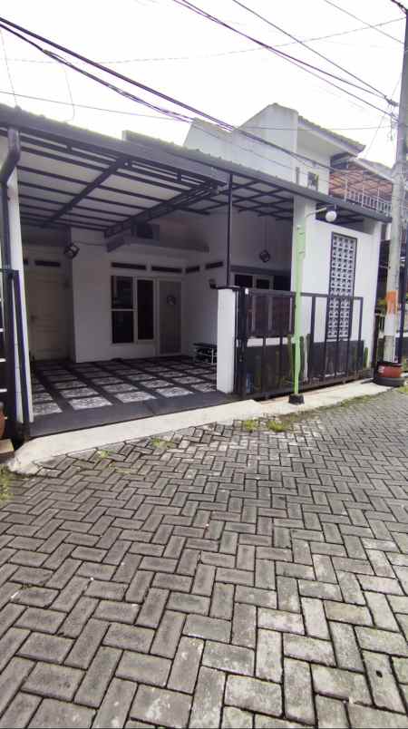 dijual rumah pandanwangi sulfat kota malang