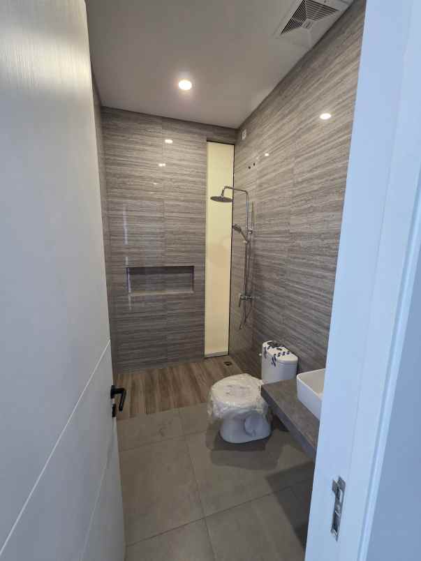 dijual rumah pandugo