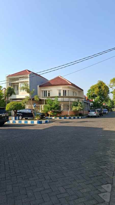 dijual rumah pantaimentari