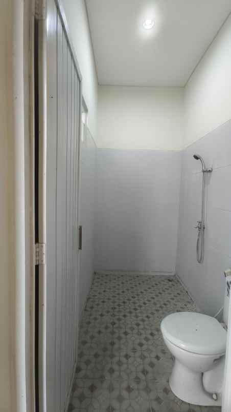 dijual rumah parangtritis