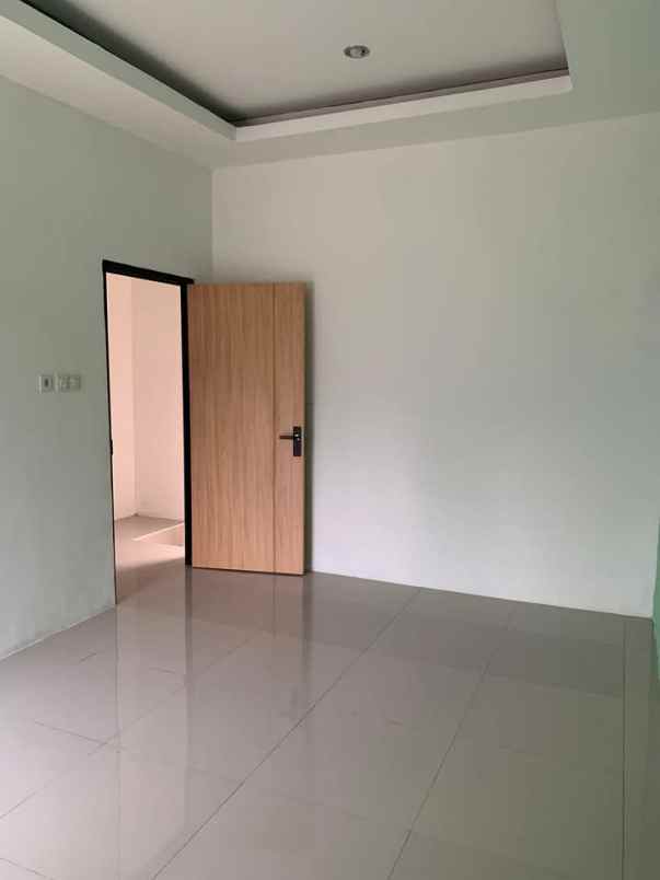 dijual rumah pasir jambu