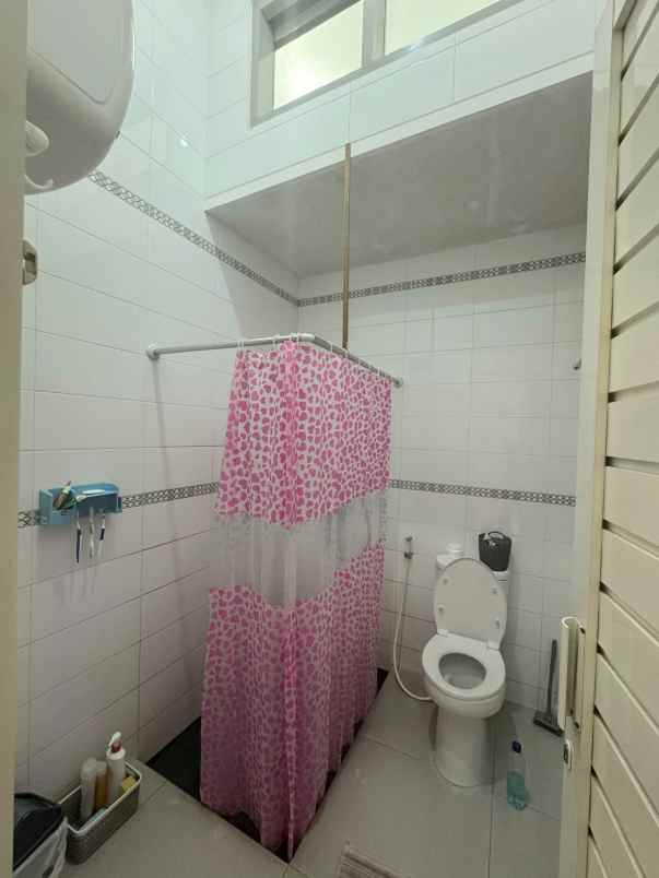 dijual rumah pbi araya kota malang