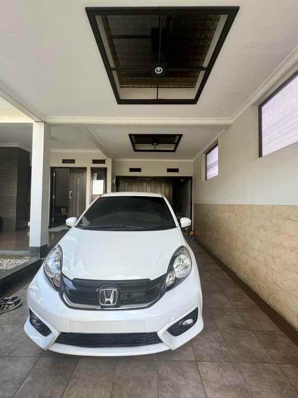 dijual rumah pbi araya kota malang