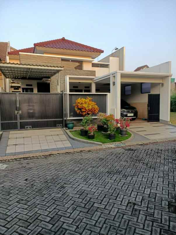 dijual rumah pbi araya kota malang