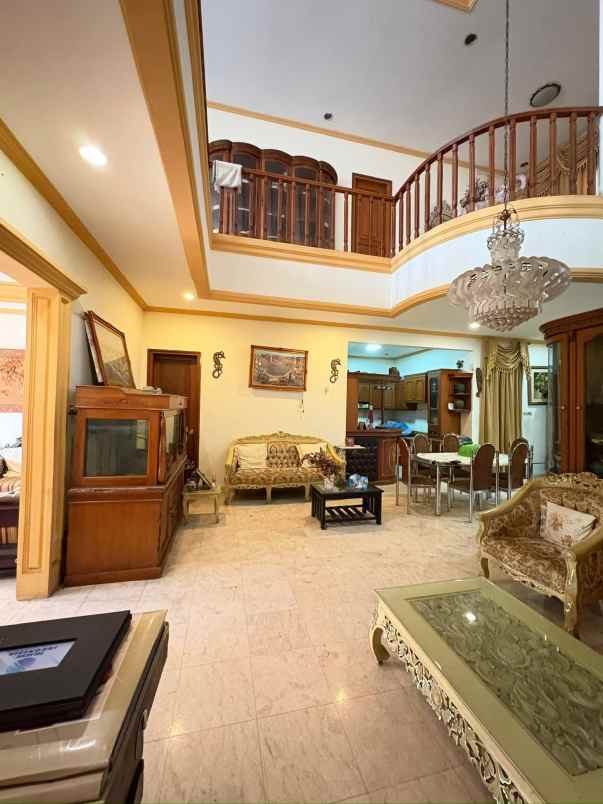 dijual rumah pejaten