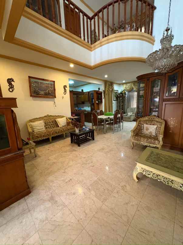 dijual rumah pejaten