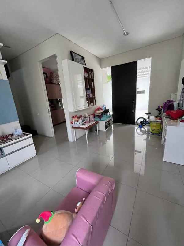 dijual rumah pelican hill citraland