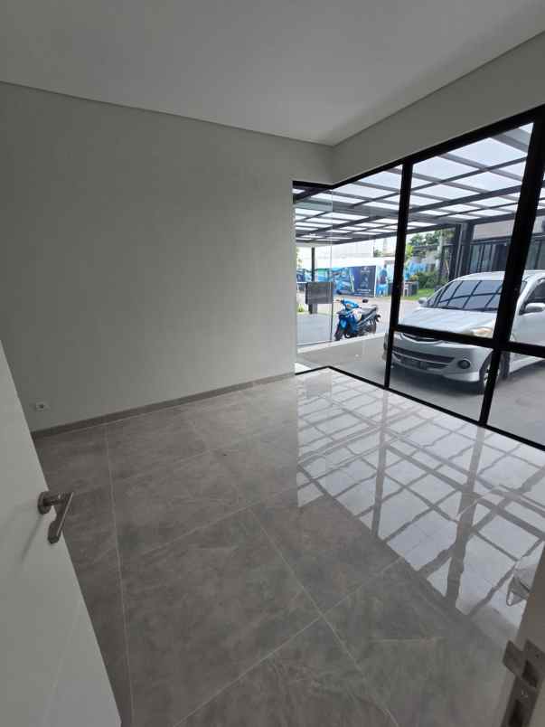 dijual rumah pelican hill citraland