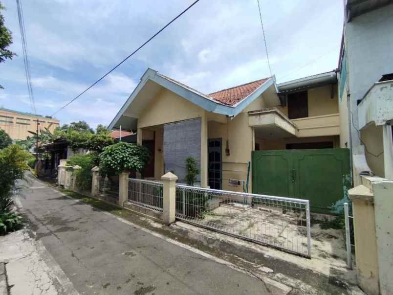 dijual rumah penumping laweyan surakarta