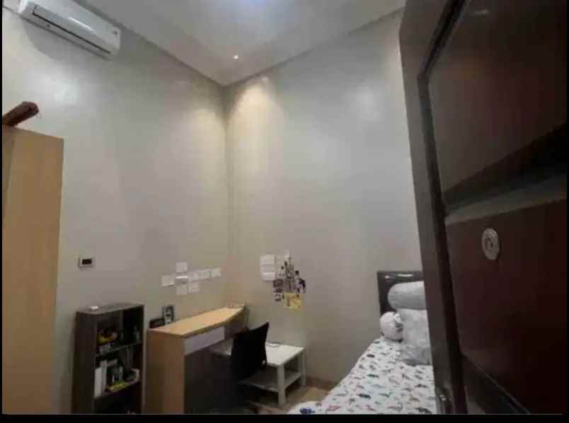 dijual rumah permata timur curug