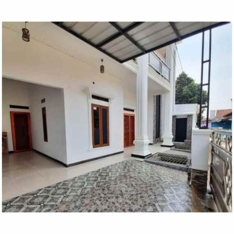 dijual rumah perum parung panjang indah