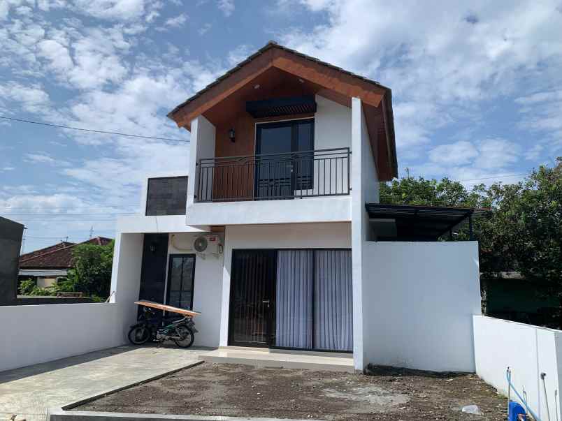 dijual rumah perumahan karta kirana