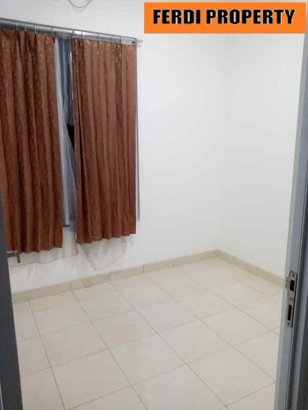 dijual rumah perumahan legenda wisata