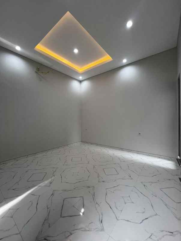 dijual rumah perumahan nirwana