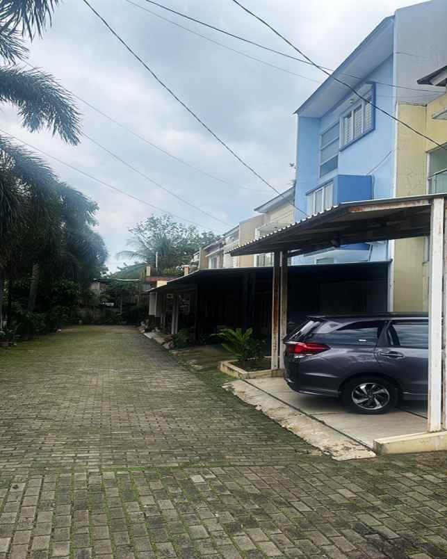 dijual rumah perumahan puri melati jl