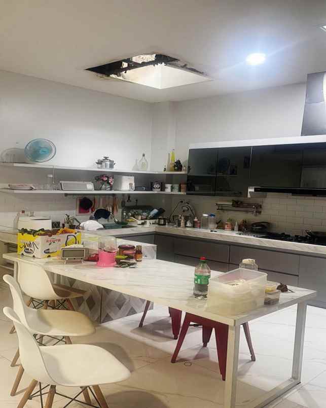 dijual rumah perumahan puri melati jl