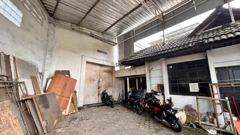 dijual rumah perumahan sepanjang town house