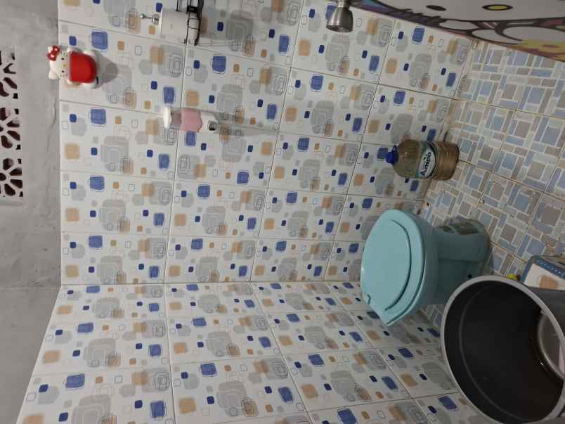 dijual rumah pojok di bumi tegal besar jember