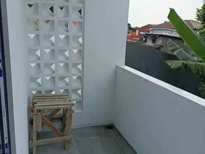 dijual rumah pondok bambu