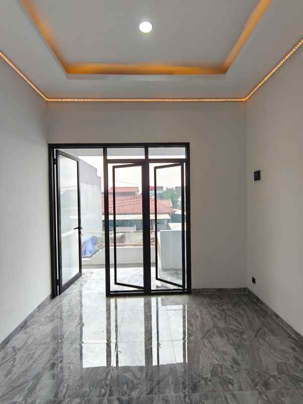 dijual rumah pondok cabe