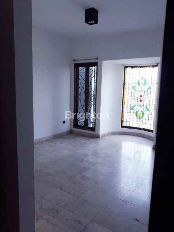 dijual rumah pondok indah jakarta selatan