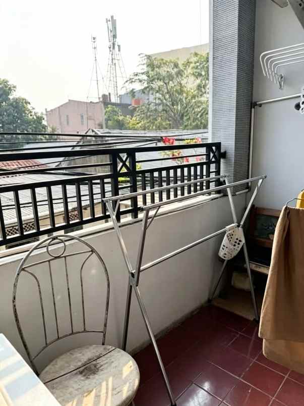 dijual rumah pondok kopi