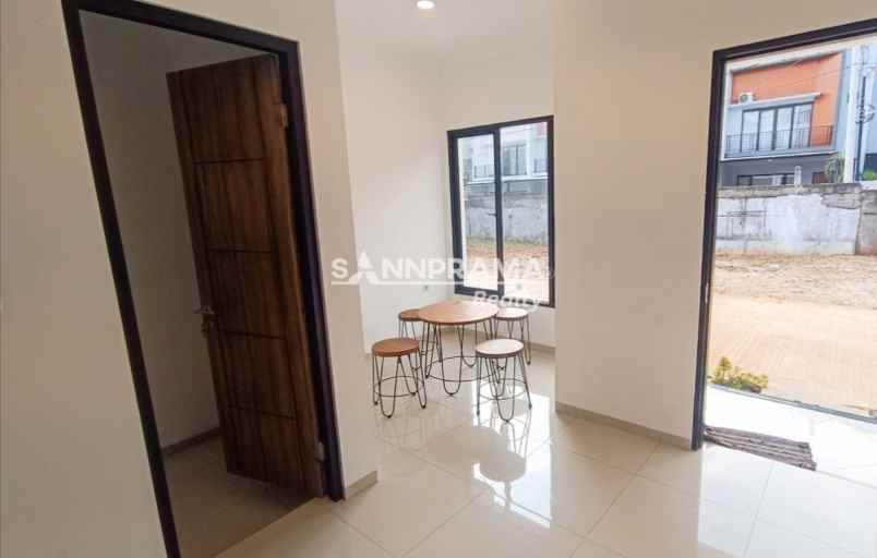 dijual rumah pondok petir