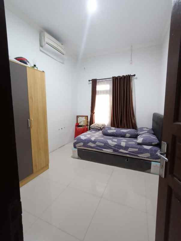 dijual rumah pondok ranji