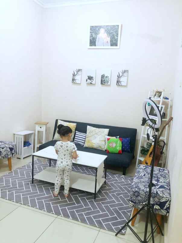 dijual rumah pondok ungu permai