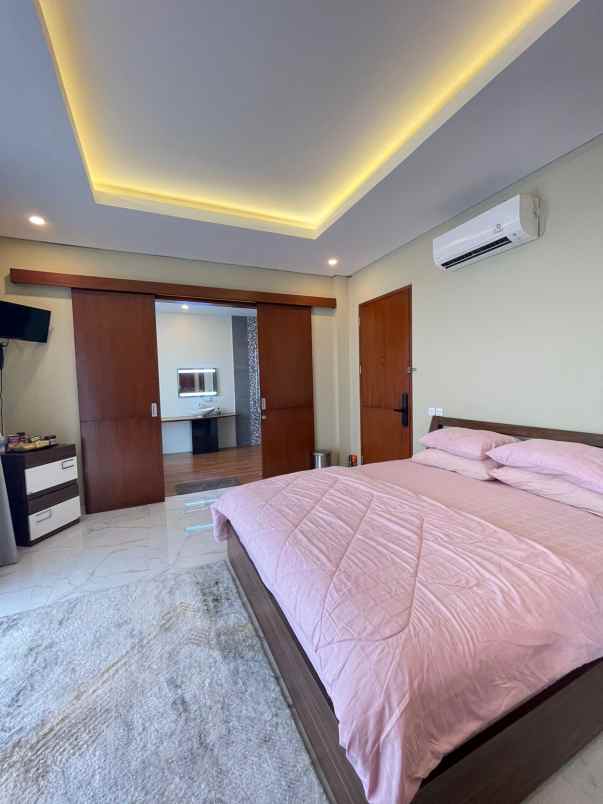 dijual rumah pulo mas