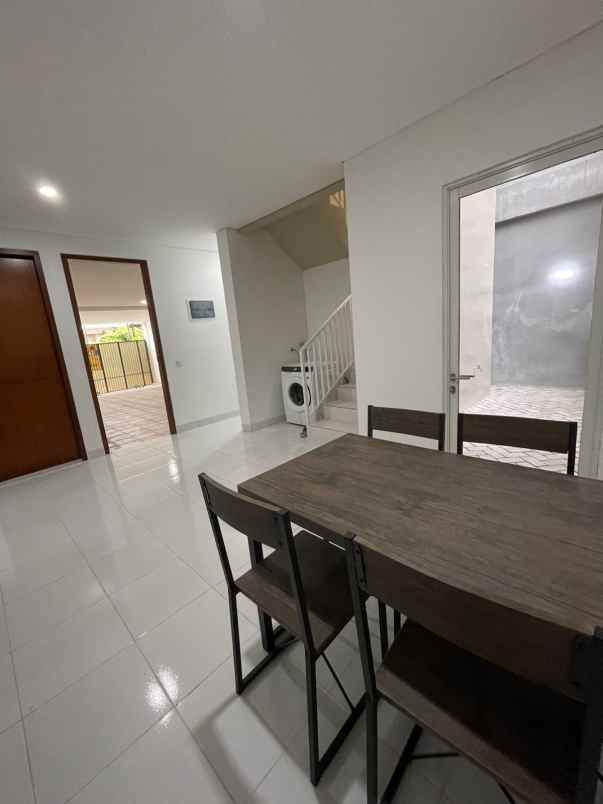 dijual rumah pulo mas