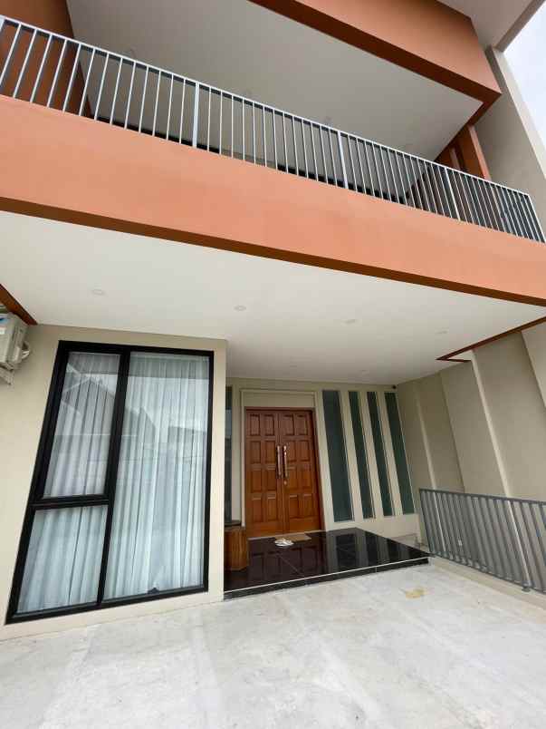 dijual rumah pulo mas