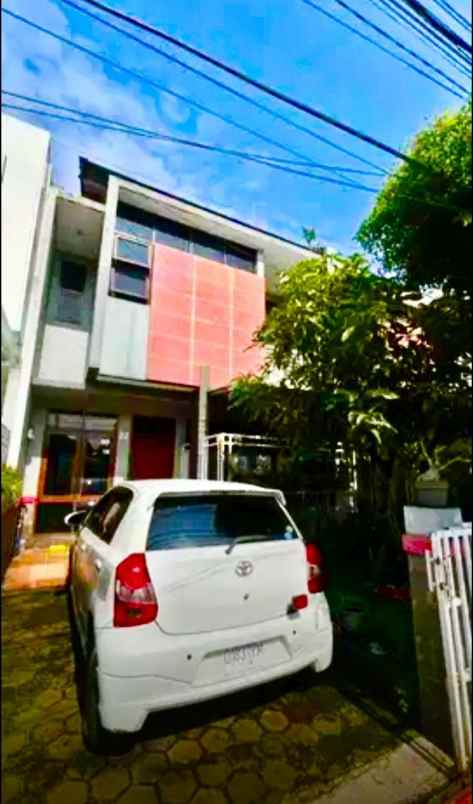 dijual rumah puri dago kota bandung