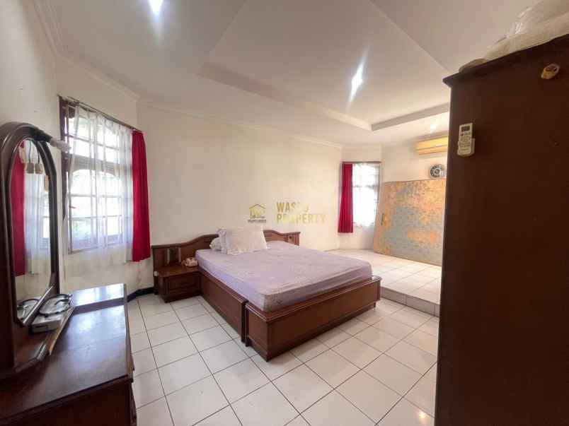 dijual rumah purwomartani kec kalasan