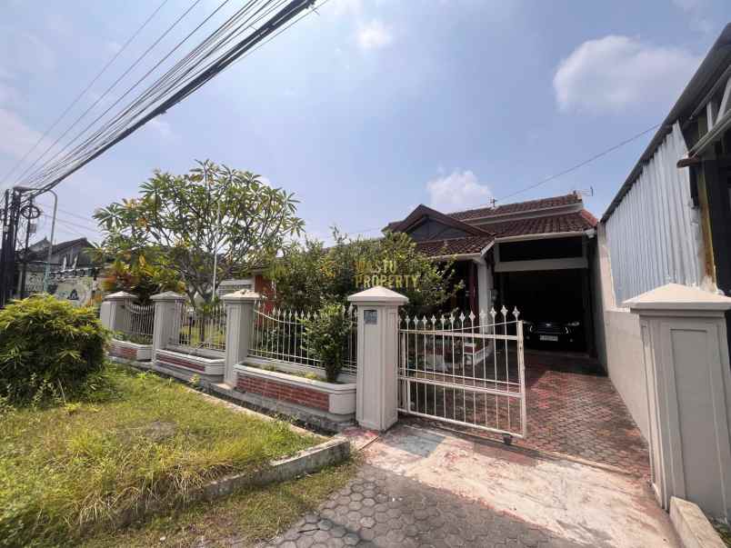 dijual rumah purwomartani kec kalasan
