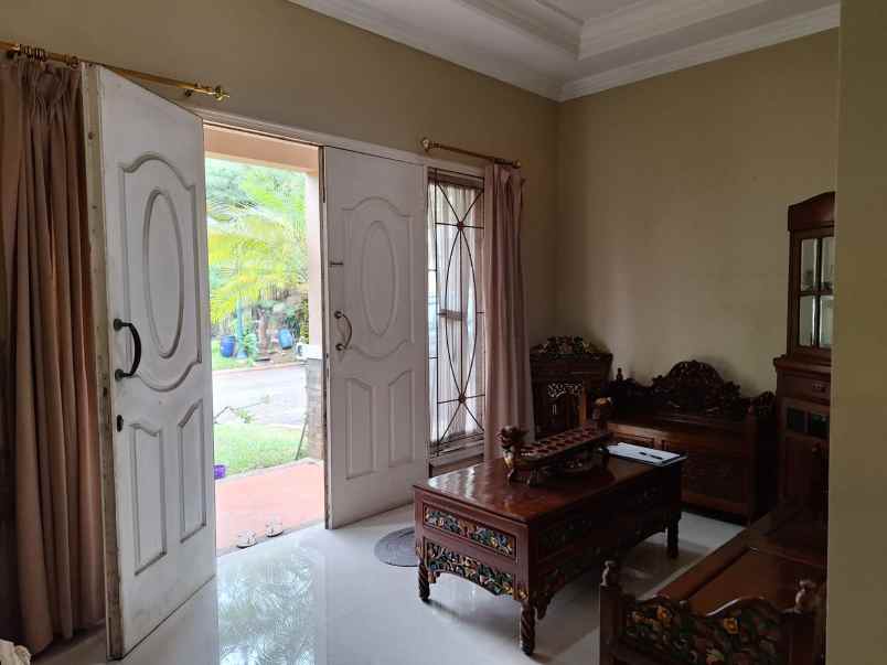 dijual rumah rafles cibubur jakarta selatan