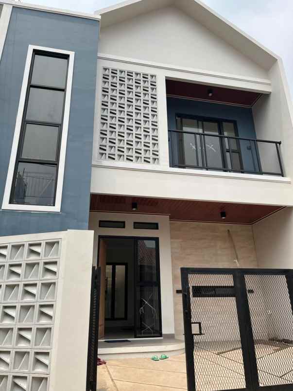 Rumah Minimalis 2 Lantai Siap Huni Murah Dirangkapan Jayadepok