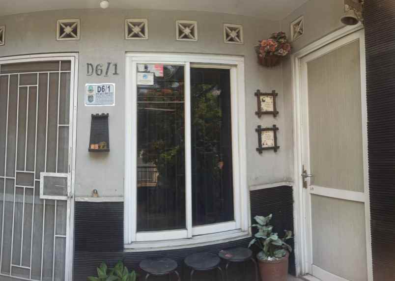 dijual rumah rangkapan jaya pancoran