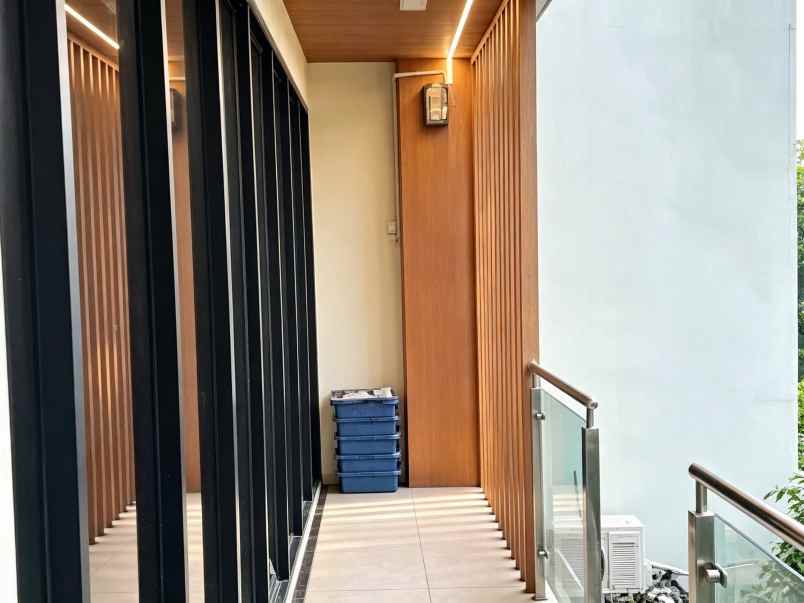 dijual rumah rawalumbu