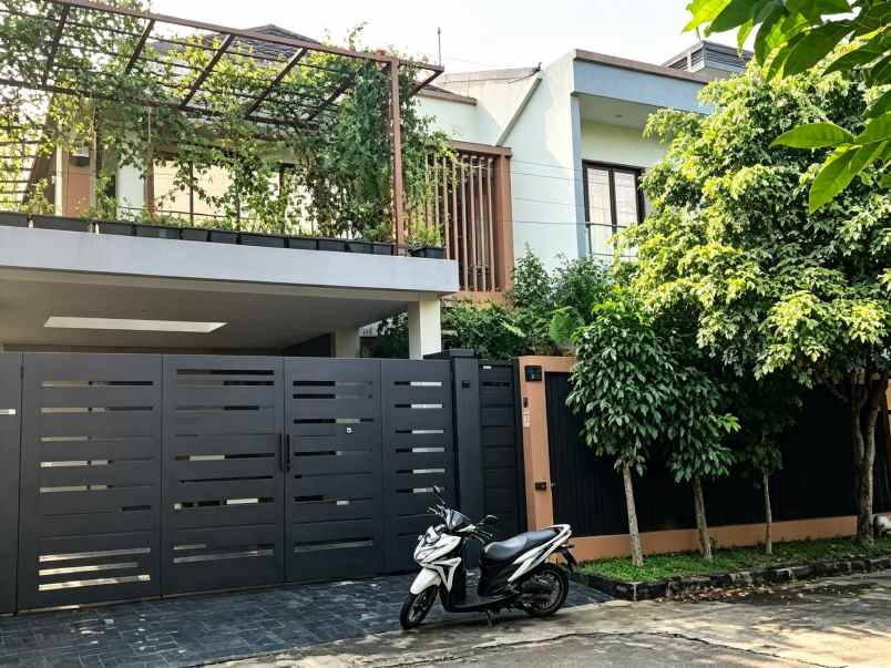 dijual rumah rawalumbu