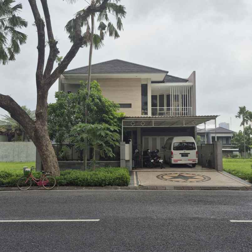 dijual rumah royal residence cluster de