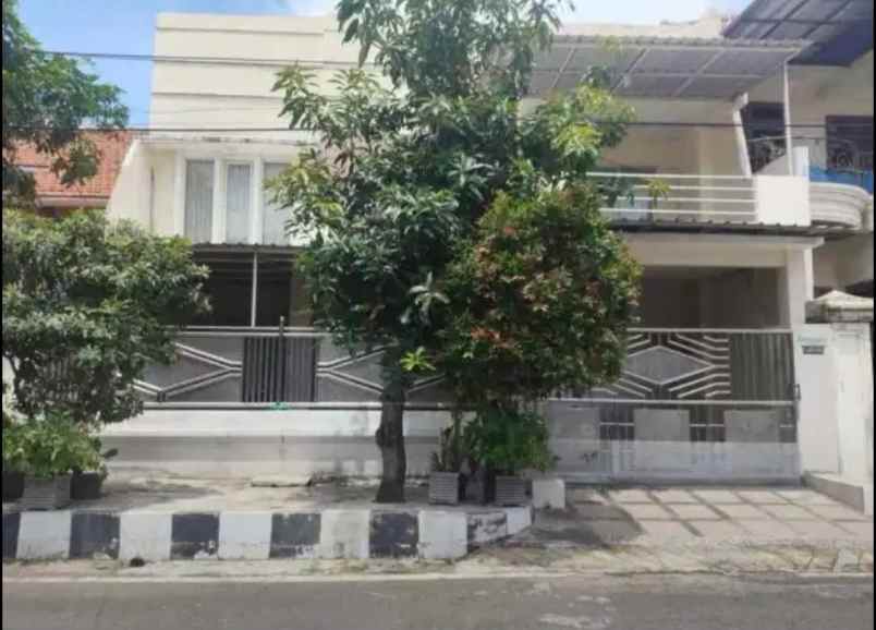 dijual rumah rungkut asri