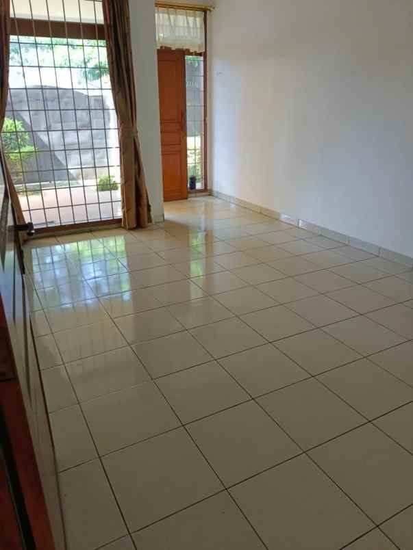 dijual rumah sarijadi pasteur bandung utara