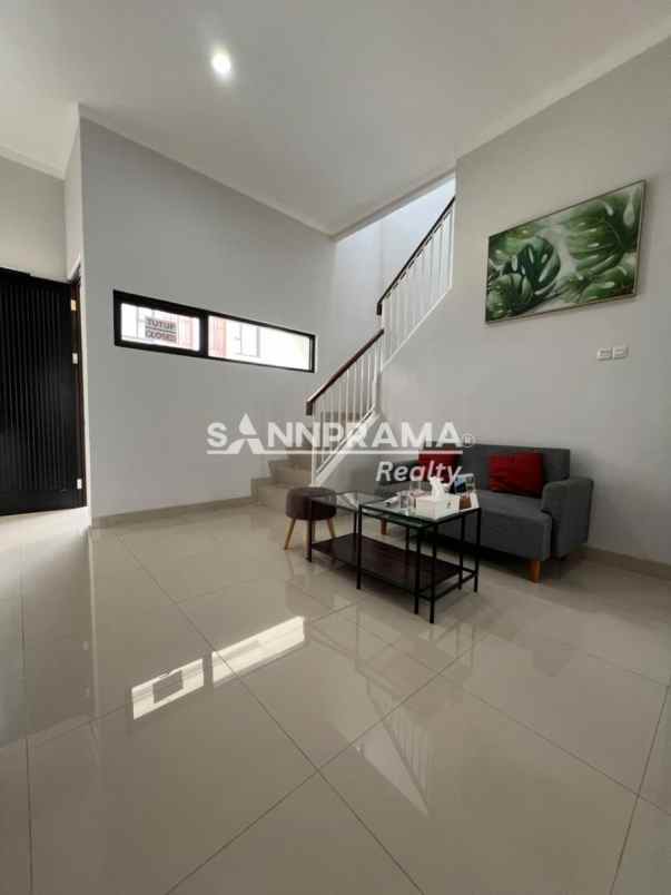 dijual rumah sawangan