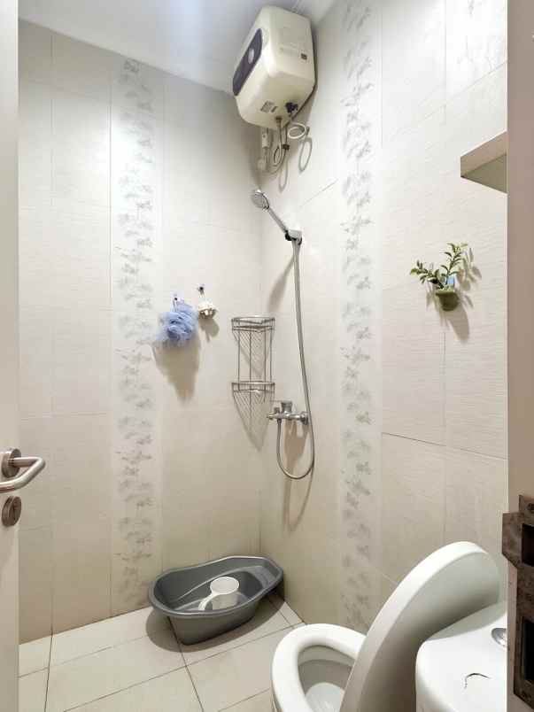 dijual rumah secondary dalam twonhouse siap huni