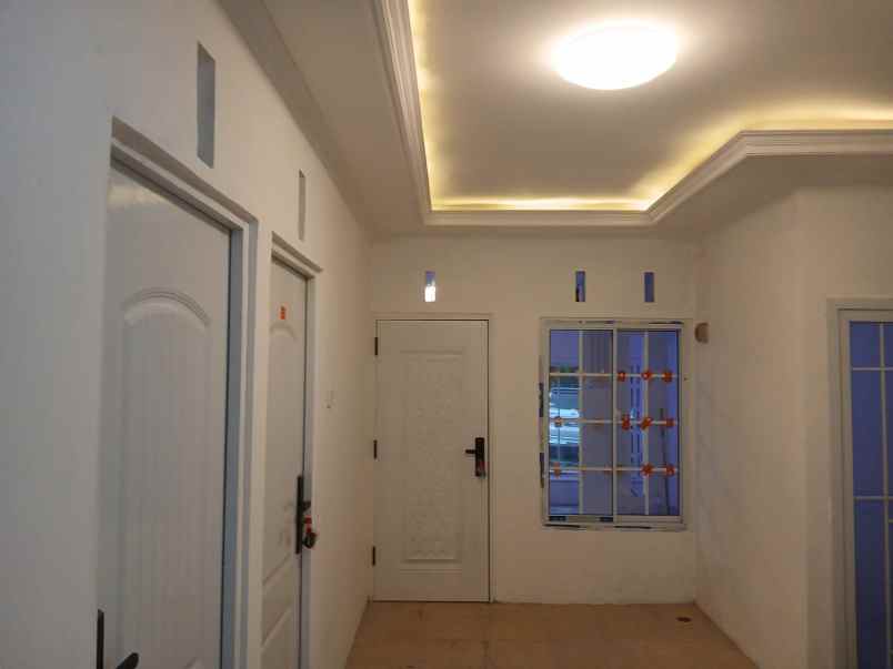 dijual rumah sendangmulyo raya